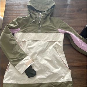 NWOT- Womens Roxy Snow Jacket - Sz. Small